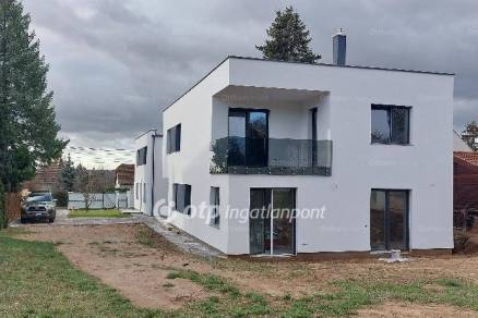 Eladó 4 szobás új építésű lakás Gödöllő