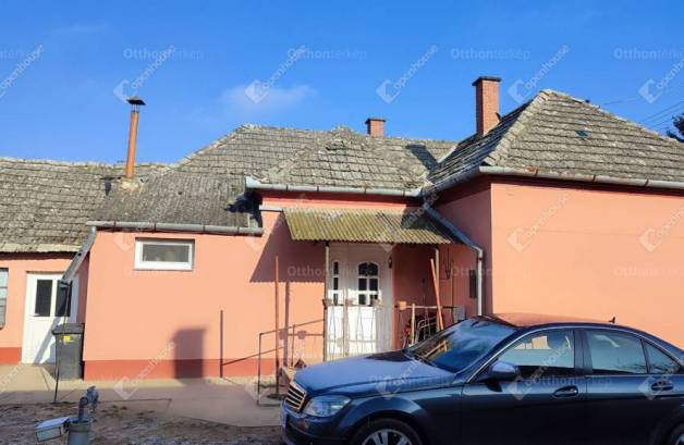 Eladó családi ház, Vízvár, 2 szobás