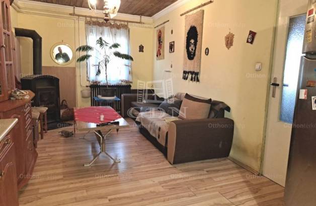 Eladó 2 szobás családi ház Szigetszentmiklós a Csépi úton
