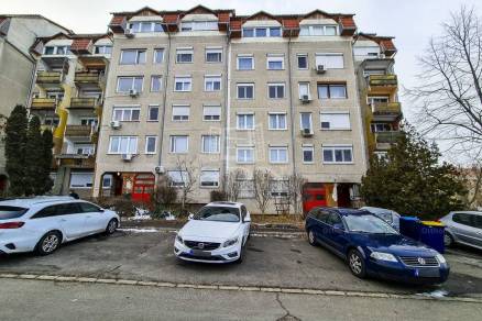 Budapesti eladó lakás, 1 szobás, 27 négyzetméteres