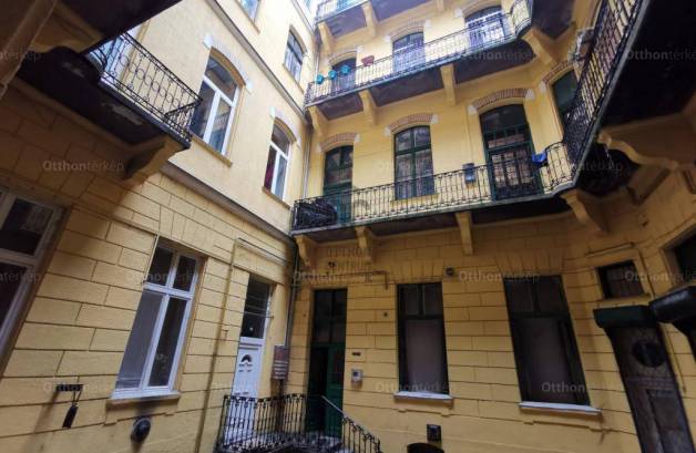 Budapesti lakás eladó, 104 négyzetméteres, 6 szobás