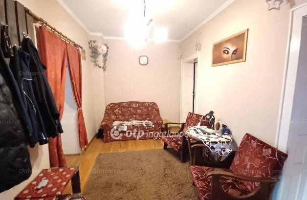 Eladó családi ház, Novaj, 3 szobás
