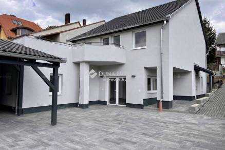 Eladó új építésű családi ház Pécs, 4 szobás