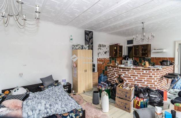 Szombathely 3 szobás családi ház eladó a Kálvária utcában