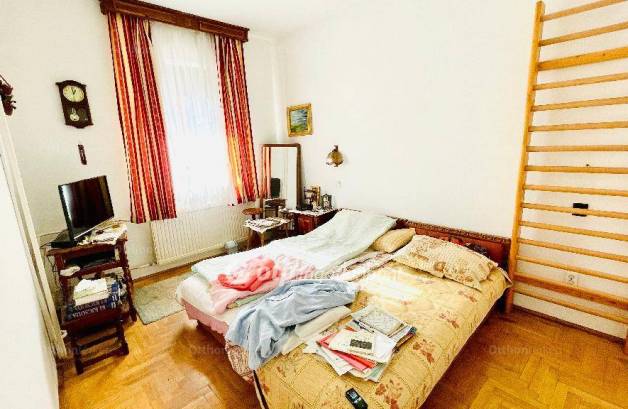 Eladó családi ház, Budapest, Békásmegyeren, 127 négyzetméteres