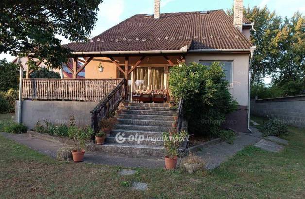 Családi ház eladó Debrecen, 350 négyzetméteres