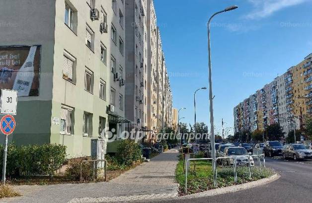 Budapesti lakás eladó, 66 négyzetméteres, 3 szobás
