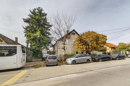 Budaörsi eladó családi ház, 6 szobás, 150 négyzetméteres