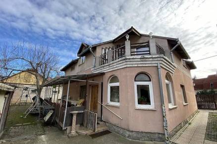 Budapest 5 szobás családi ház eladó, Csillaghegyen