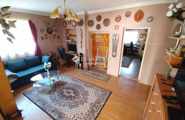 Budapest eladó családi ház Nagytétényen a Sajó utcában, 190 négyzetméteres