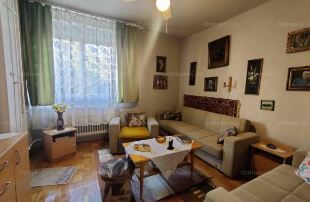 Eladó 2 szobás lakás Esztergom
