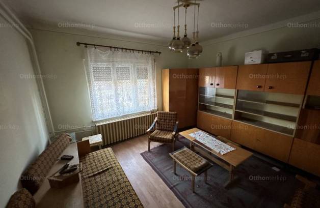 Eladó családi ház, Kaposvár, 3 szobás