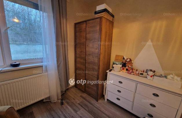 Eladó családi ház, Debrecen, 3+1 szobás