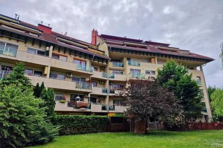 Eladó lakás Dunakeszi, 2 szobás