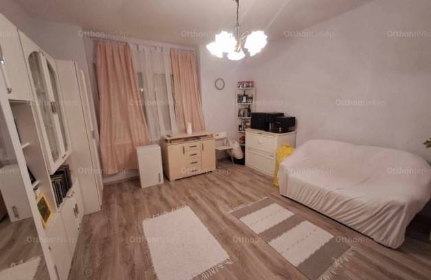 Pécs családi ház eladó, 4 szobás