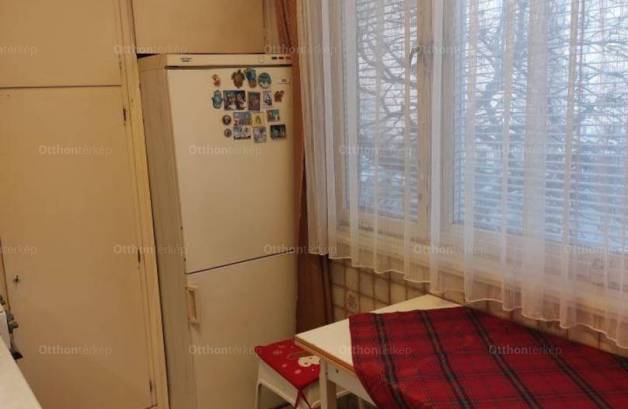Eladó lakás Debrecen, Domokos Lajos utca, 3+1 szobás