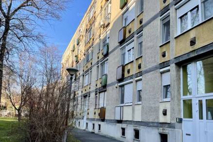 Eladó 1+1 szobás Debrecen a Gyöngyösi utcában