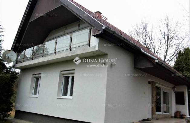 Balatonszemesi családi ház eladó, 120 négyzetméteres, 5 szobás