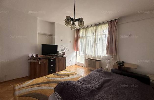 Eladó lakás Szentendre, 2 szobás