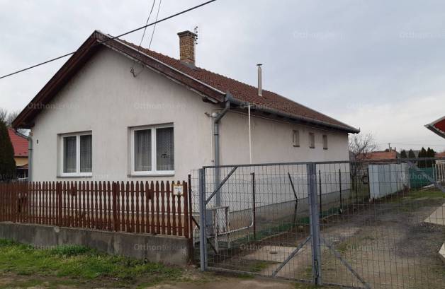Tiszavasvári 2+1 szobás családi ház eladó