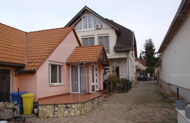 Eladó családi ház Veszprém a Kiskőrösi utcában, 6 szobás