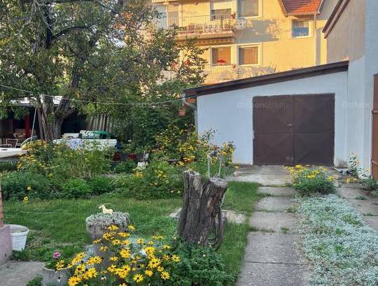 Eladó családi ház, Budapest, Gloriett-telepen, 70 négyzetméteres