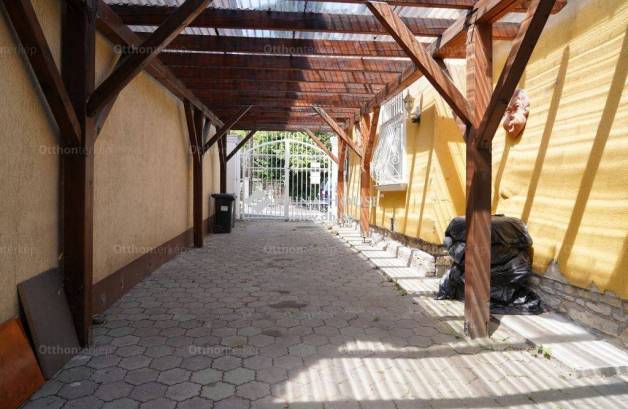 Családi ház eladó Veszprém, 250 négyzetméteres