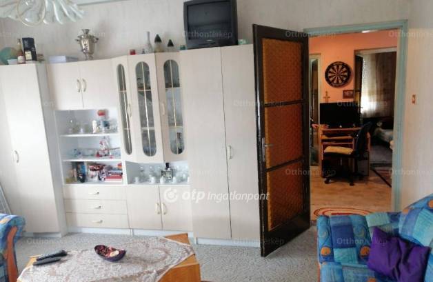 Tiszaföldvár családi ház eladó, 3+1 szobás
