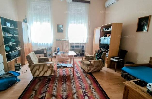 Budapesti eladó házrész, 4 szobás, 137 négyzetméteres