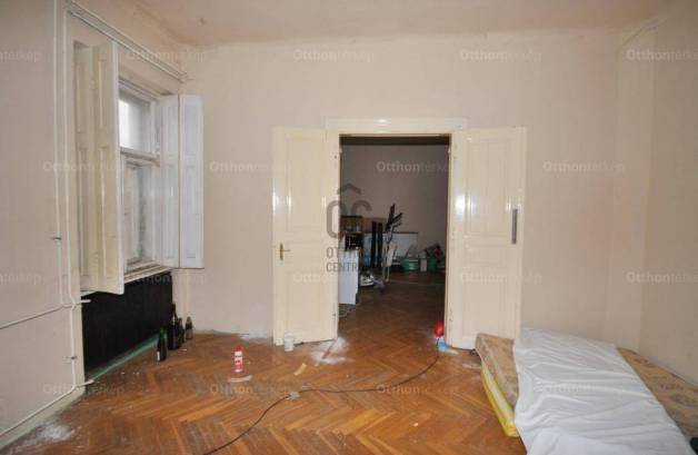 Eladó családi ház, Budapest, Rákoscsabán, 420 négyzetméteres
