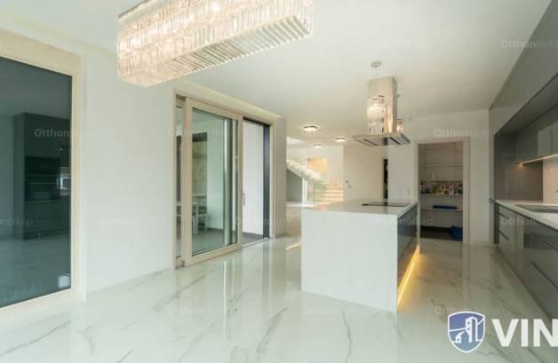 Balatonboglári új építésű családi ház eladó, 242 négyzetméteres, 5 szobás
