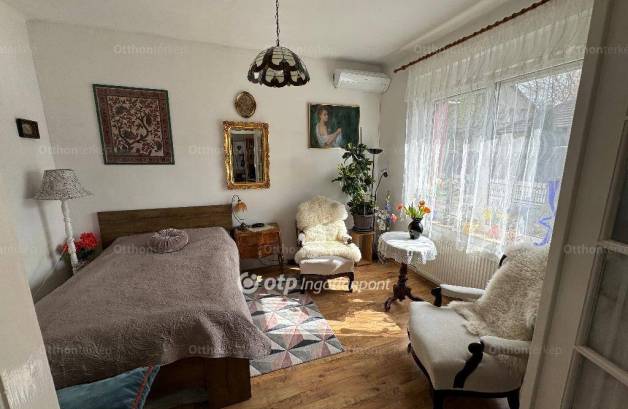 Budapest családi ház eladó, Rákoscsabán, 2+1 szobás
