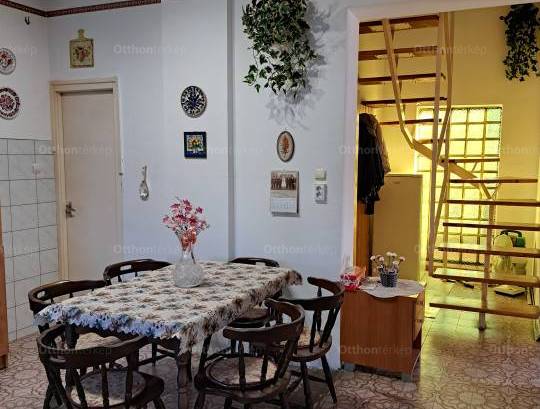 Tárnoki eladó családi ház, 4 szobás, 176 négyzetméteres