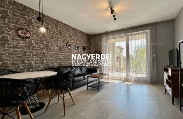 Debreceni lakás kiadó, 45 négyzetméteres, 2 szobás