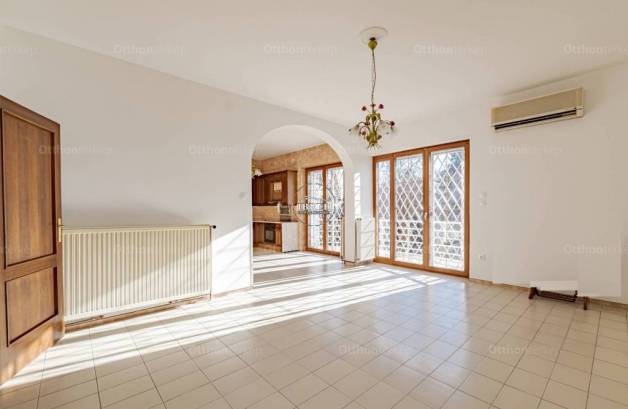 Családi ház eladó Budapest, 310 négyzetméteres