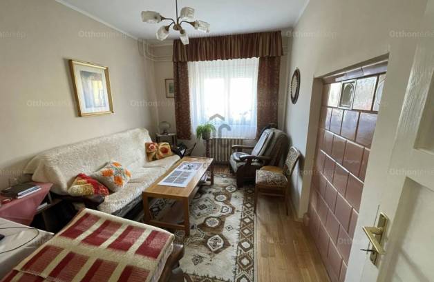 Eladó családi ház Veszprém, 4 szobás