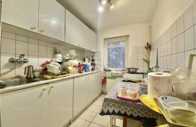 Eladó 2+2 szobás családi ház Budapest