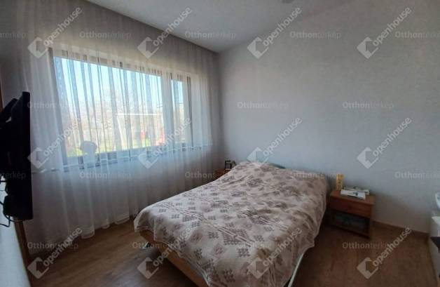 Új Építésű eladó családi ház Debrecen, 6 szobás