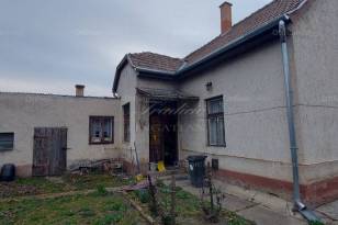 Győri családi ház eladó, 60 négyzetméteres, 2 szobás