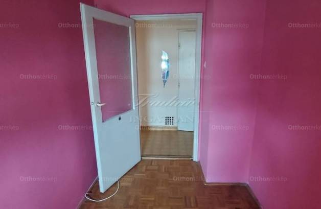Eladó lakás, Győr, 2 szobás