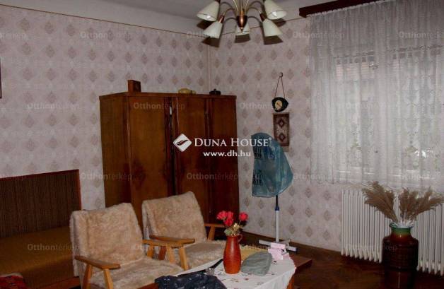 Budapest eladó családi ház, Szemeretelep, Késmárk utca, 122 négyzetméteres