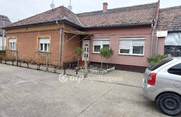 Eladó családi ház, Budapest, Rákospalotán, 118 négyzetméteres