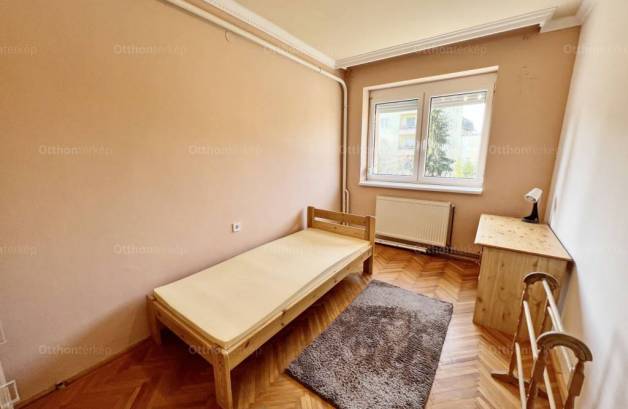 Kiadó albérlet, Debrecen, 4 szobás