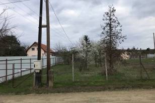 Debreceni eladó családi ház, 1 szobás, 20 négyzetméteres