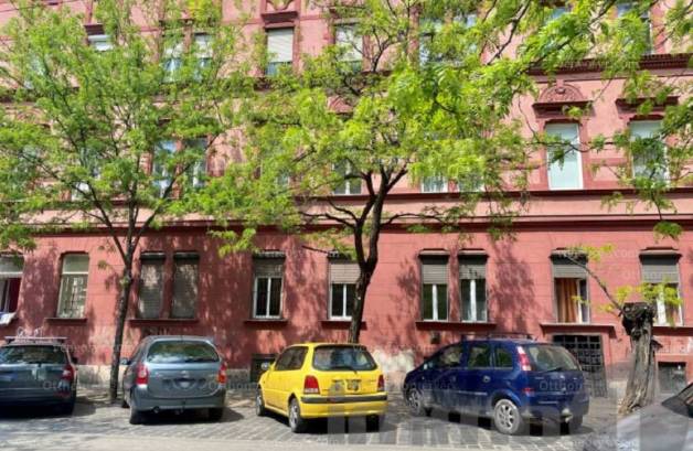Budapesti lakás eladó, 40 négyzetméteres, 1 szobás