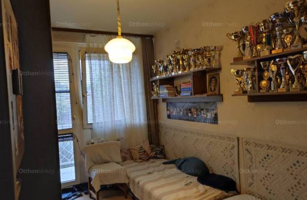 Szeged lakás eladó, 3+1 szobás