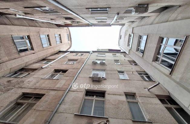 Budapest lakás eladó, Krisztinavárosban, 2+1 szobás