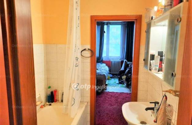 Budapesti lakás eladó, Víziváros, 2+1 szobás