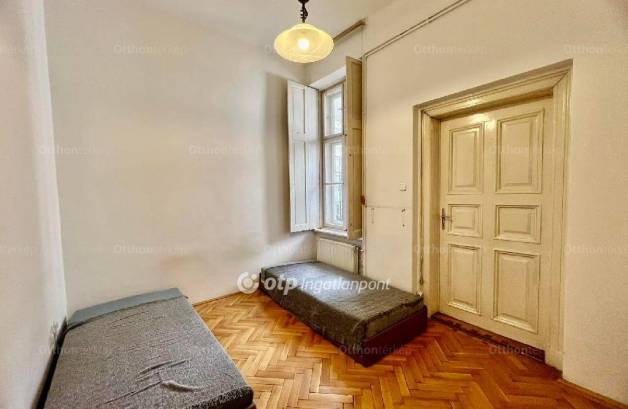 Eladó lakás, Belváros, Budapest, 1+2 szobás