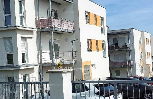 Pécsi új építésű lakás eladó, 41 négyzetméteres, 2 szobás
